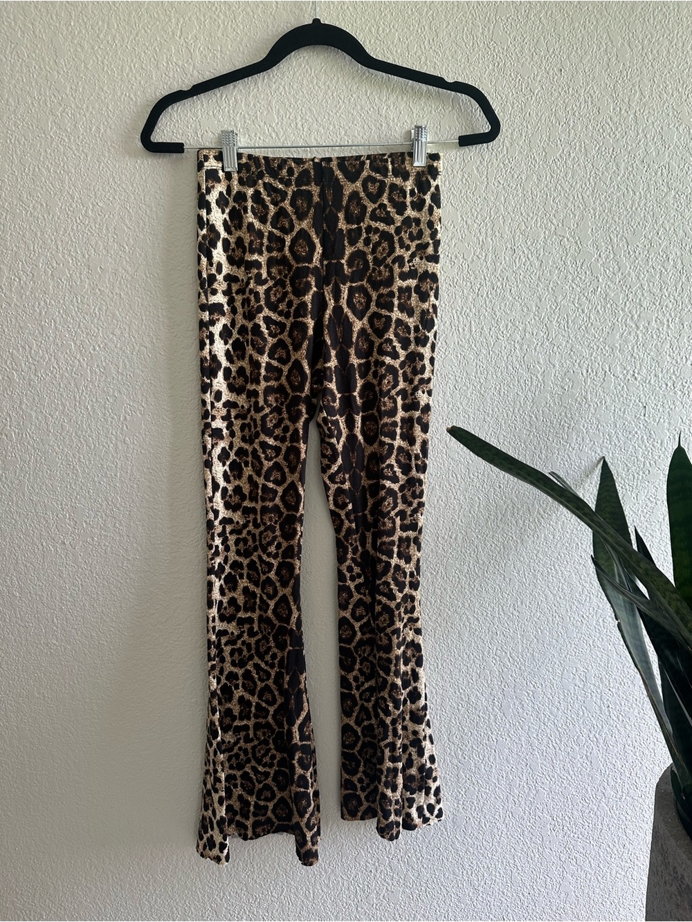 Vibe Leopard Print Top - Brown & Black